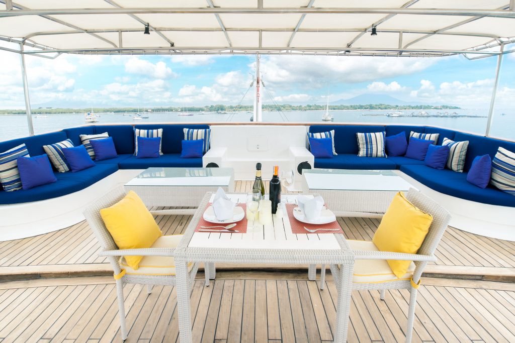 Salila -living room outdoor- Yacht Charter Indonesia
